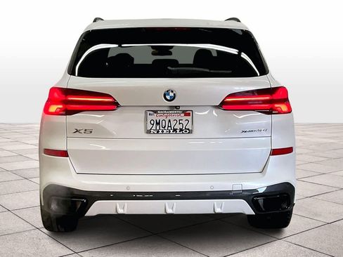 Certified 2025 BMW X5 xDrive40i w/ M Sport Package image 7