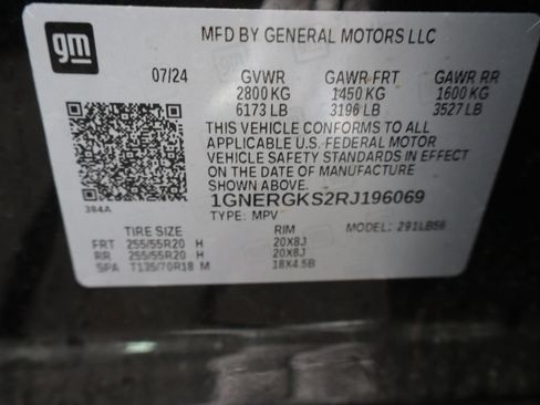 Used 2024 Chevrolet Traverse LT w/ Midnight/Sport Edition FWD image 4