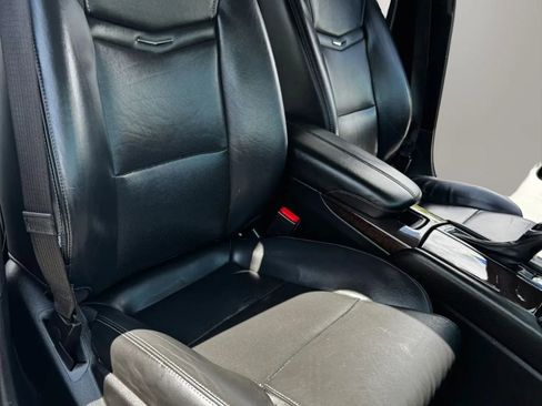 Used 2013 Cadillac XTS FWD image 33