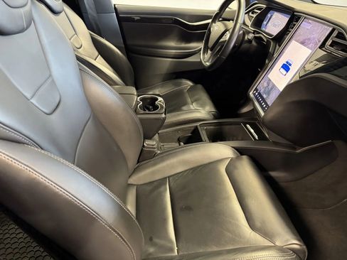 Used 2016 Tesla Model X 75D image 6