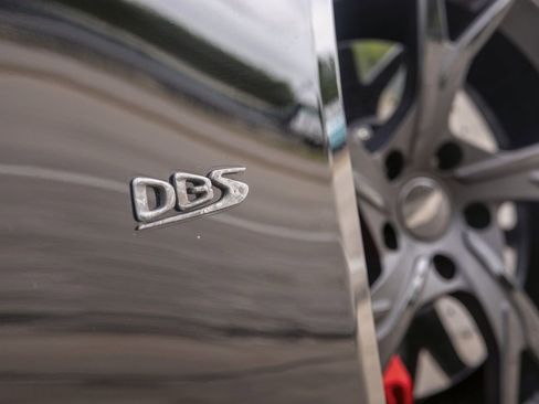 Used 2019 Aston Martin DBS Superleggera image 14