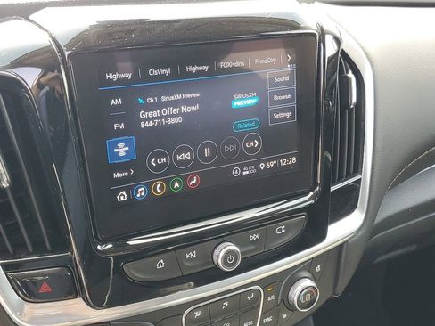 Used 2020 Chevrolet Traverse Premier w/ Redline Edition AWD/4WD image 20