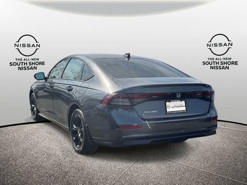 Used 2025 Honda Accord SE image 7