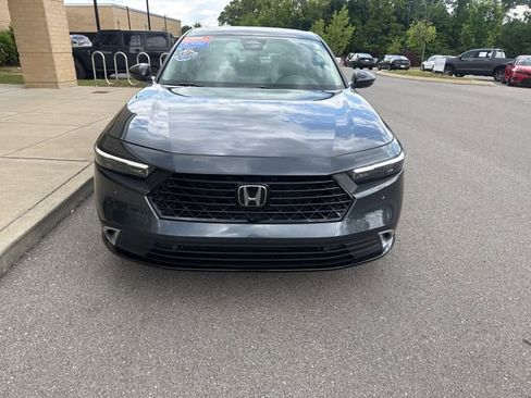 Used 2023 Honda Accord Touring image 7