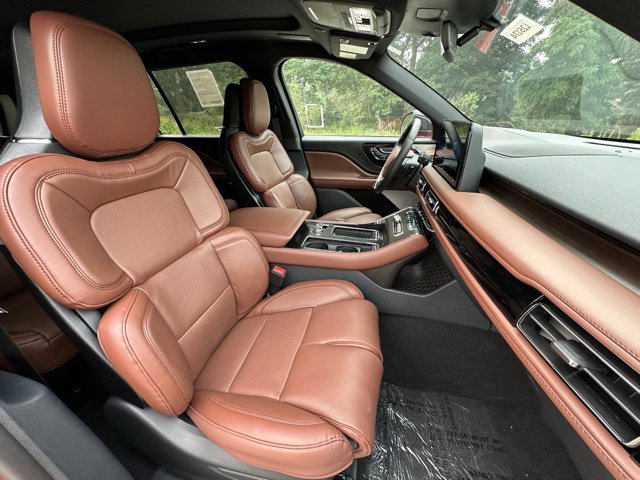 New 2026 Lincoln Aviator Reserve AWD/4WD image 23
