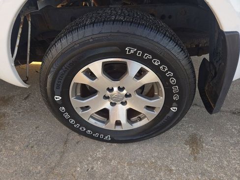 Used 2012 Suzuki Equator Sport AWD/4WD image 27