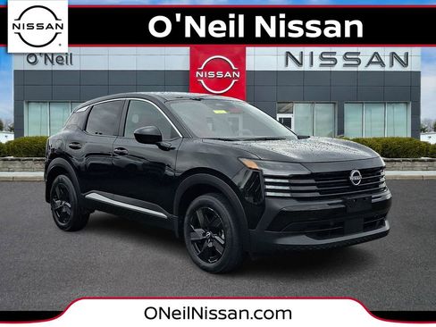 Used 2025 Nissan Kicks SV w/ Illumination Package AWD/4WD image 1