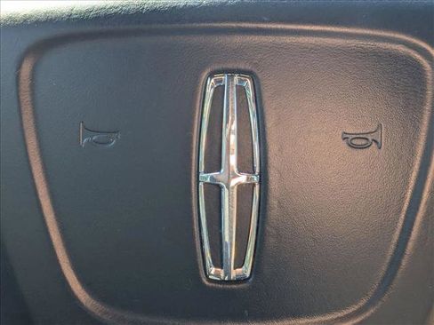 Used 2023 Lincoln Navigator L Reserve image 13