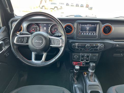 Certified 2021 Jeep Gladiator Mojave AWD/4WD image 18