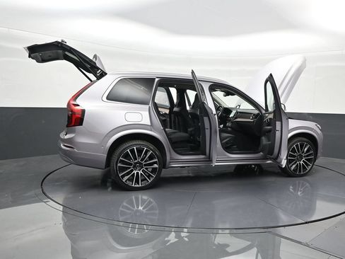 New 2026 Volvo XC90 B5 Plus AWD/4WD image 29