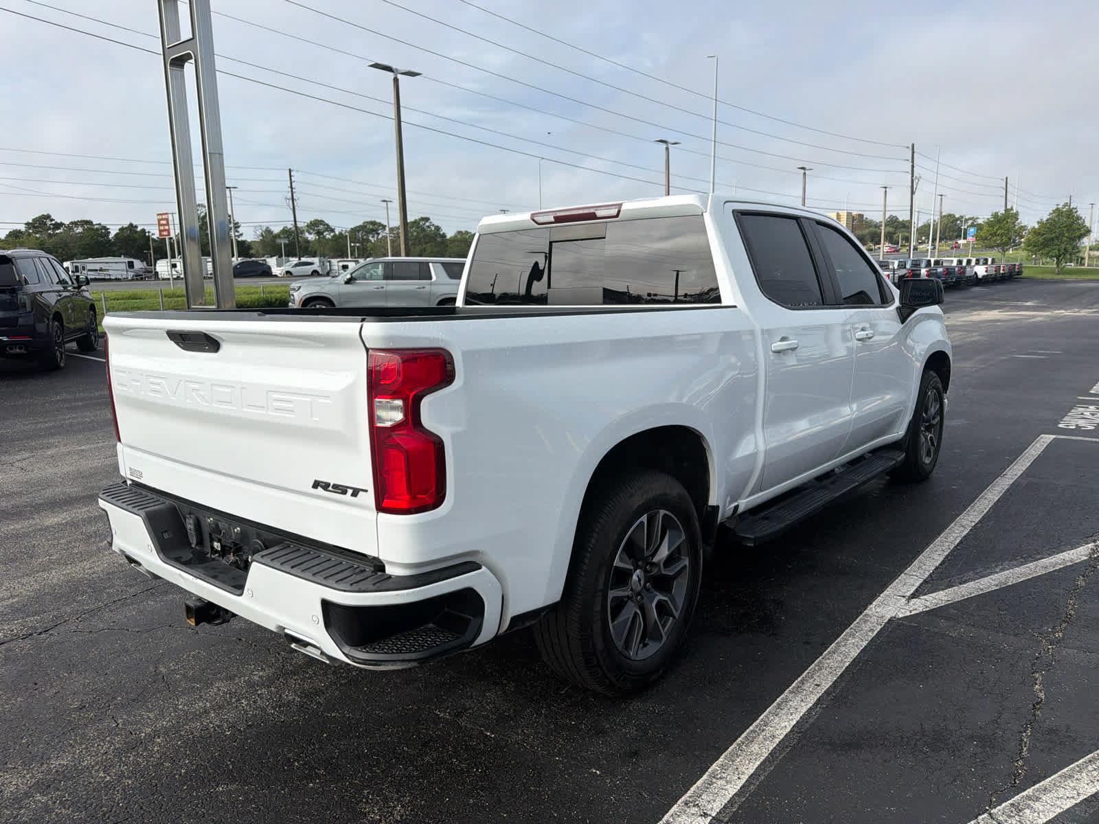 Used 2021 Chevrolet Silverado 1500 RST w/ Convenience Package II AWD/4WD image 5