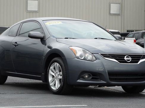 Used 2013 Nissan Altima 2.5 S w/ Convenience Pkg image 2