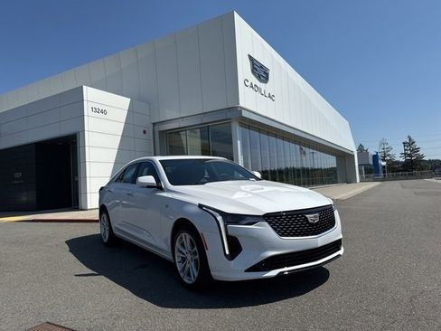 New 2025 Cadillac CT4 Luxury image 22