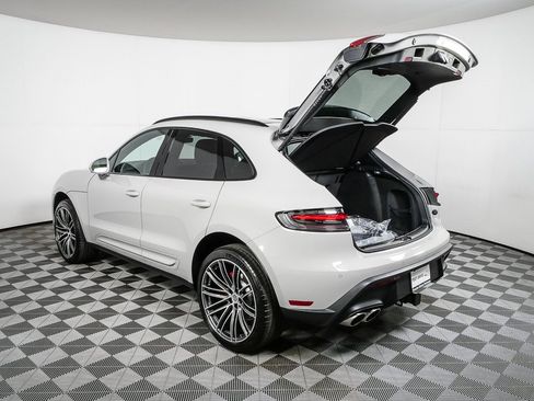 New 2026 Porsche Macan S image 36