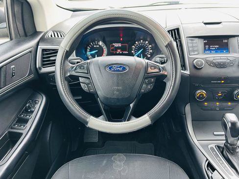 Used 2016 Ford Edge SE FWD image 9
