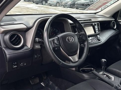 Used 2017 Toyota RAV4 XLE image 19
