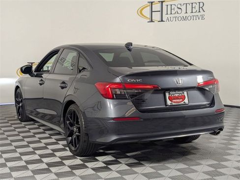 Used 2024 Honda Civic Sport image 5