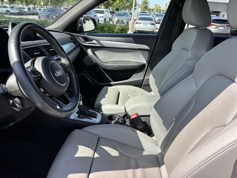 Used 2018 Audi Q3 2.0T Premium Plus AWD/4WD image 15