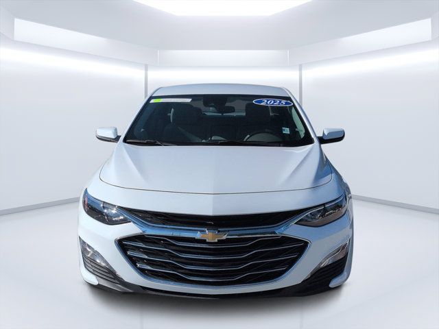Used 2025 Chevrolet Malibu LT FWD image 8