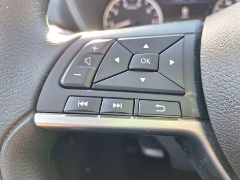 Certified 2025 Nissan Sentra SV image 12