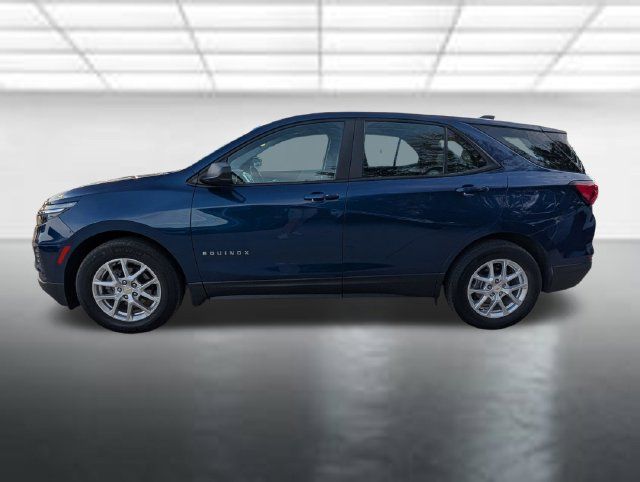 Used 2022 Chevrolet Equinox LS FWD image 27