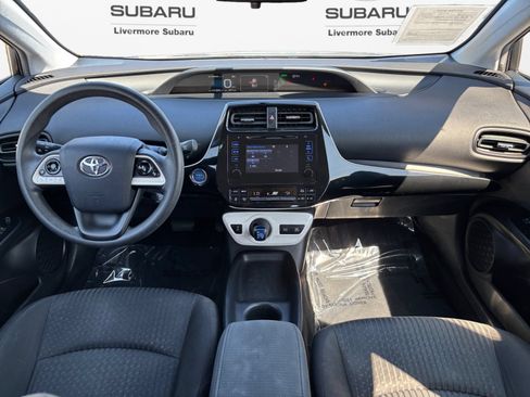 Used 2016 Toyota Prius Two FWD image 12