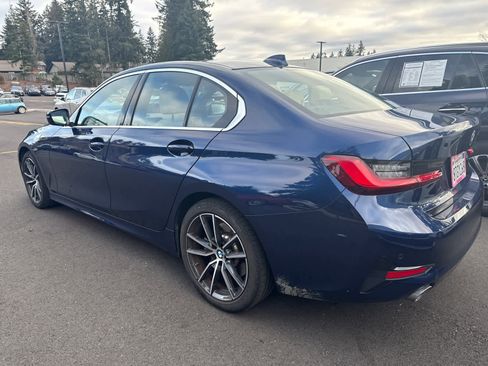 Used 2020 BMW 330i Sedan w/ Convenience Package image 4