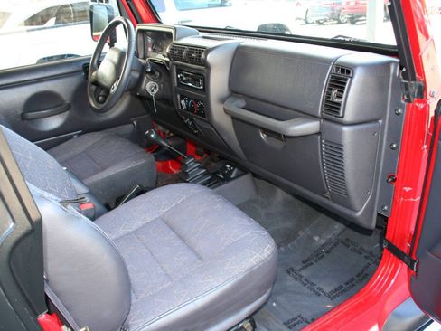 Used 2001 Jeep Wrangler Sport AWD/4WD image 14