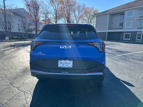 New 2026 Kia Sportage EX w/ EX Panorama Roof Package image 4
