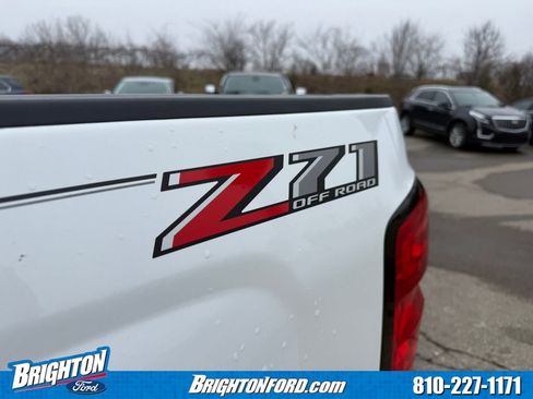 Used 2018 Chevrolet Silverado 1500 LT w/ All Star Edition image 9