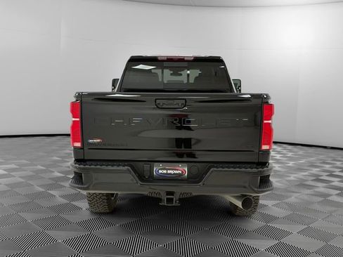Used 2025 Chevrolet Silverado 2500 LTZ w/ Trail Boss Package image 4