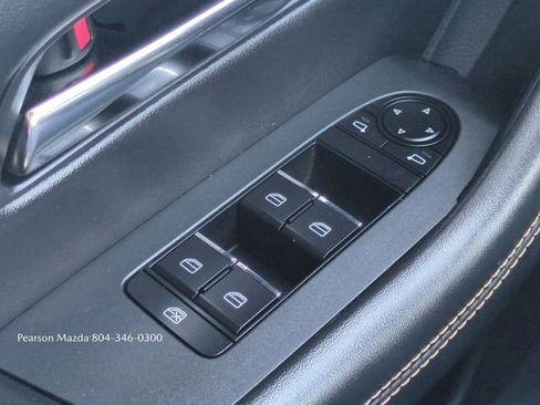 Used 2024 MAZDA CX-90 Plug-In Hybrid w/ Preferred AWD/4WD image 25