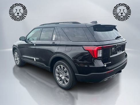 New 2026 Ford Explorer Active w/ Active Comfort Package image 7