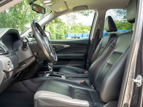 Used 2017 Honda Ridgeline RTL-T image 17