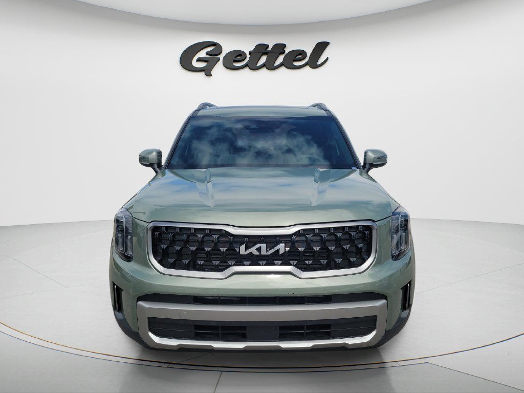 Used 2023 Kia Telluride EX X-Line AWD/4WD image 2