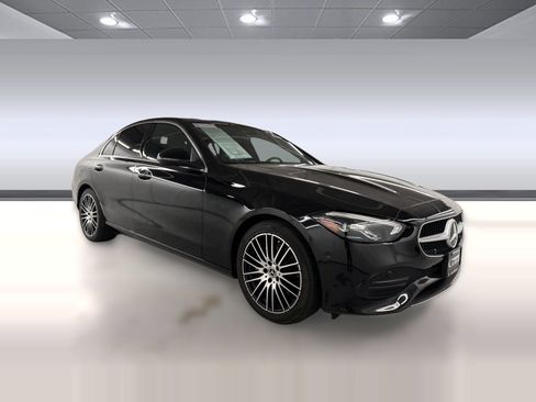 Used 2024 Mercedes-Benz C 300 Sedan image 7