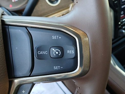 Used 2024 RAM 3500 Limited w/ Towing Technology Group image 23