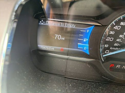 Used 2015 Ford Taurus SEL w/ Equipment Group 201A FWD image 13