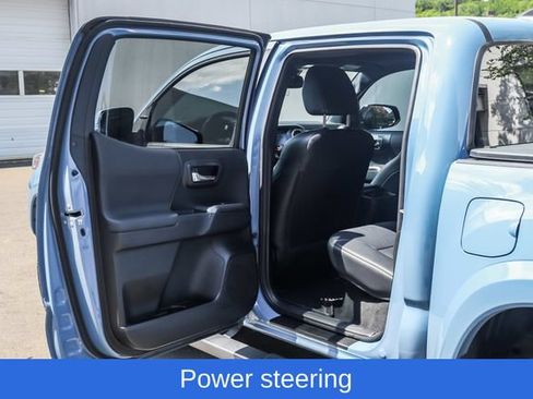 Used 2019 Toyota Tacoma TRD Sport AWD/4WD image 24