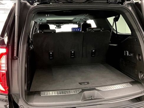 Used 2025 GMC Yukon XL AT4 w/ AT4 Premium Plus Package image 42