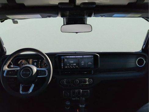 Used 2024 Jeep Wrangler Sahara w/ Safety Group image 27