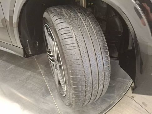 Used 2025 Mercedes-Benz GLE 350 4MATIC image 73