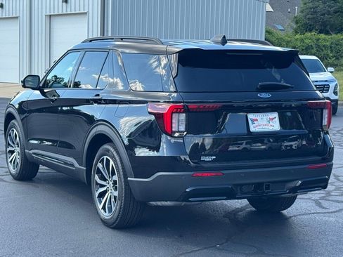 New 2025 Ford Explorer ST-Line w/ Premium Package image 16