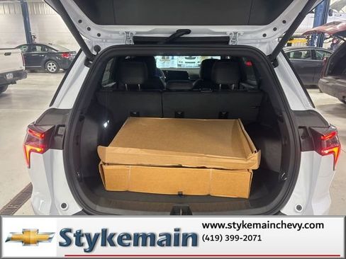New 2026 Chevrolet Equinox RS w/ Convenience Package III AWD/4WD image 38