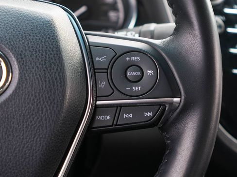 Used 2018 Toyota Camry XLE w/ Driver Assist Package image 23