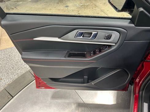 New 2026 Ford Explorer ST-Line AWD/4WD image 14