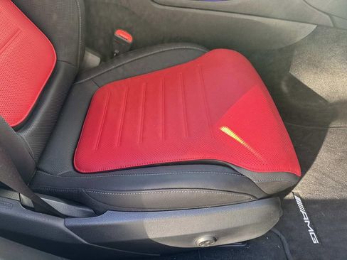 Used 2025 Mercedes-Benz C 300 Sedan image 17