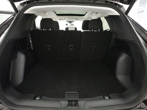 Used 2023 Ford Escape Active w/ Tech Pack #1 AWD/4WD image 10