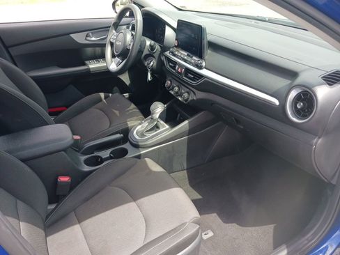 Used 2024 Kia Forte LXS FWD image 15