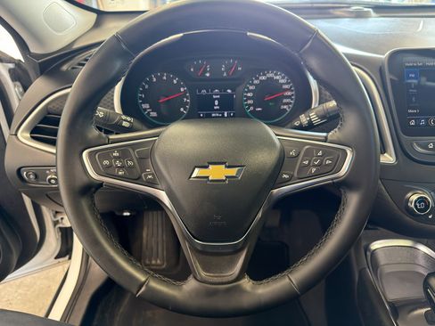 Used 2024 Chevrolet Malibu LT w/ Sport Edition FWD image 17